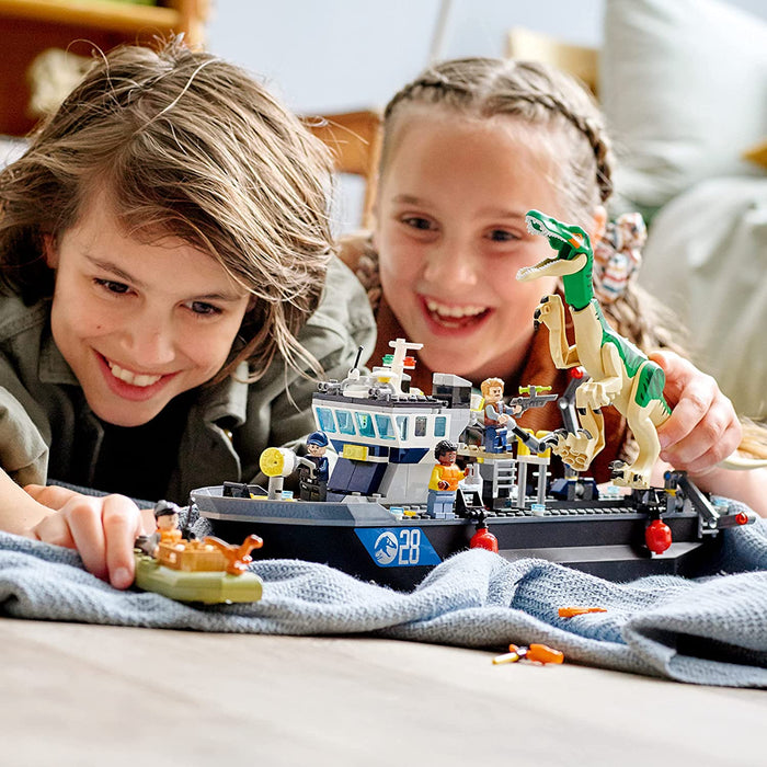 LEGO Jurassic World: Baryonyx Dinosaur Boat Escape - 308 Piece Building Kit [LEGO, #76942]