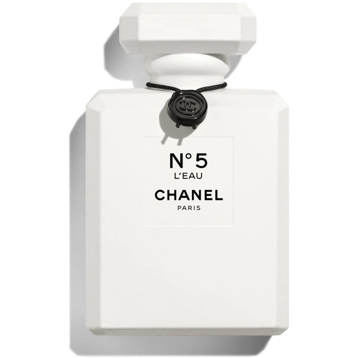 Chanel N°5 L'Eau - Limited Edition 2021 Eau de Toilette - 100 mL / 3.4 Fl Oz [Beauty]