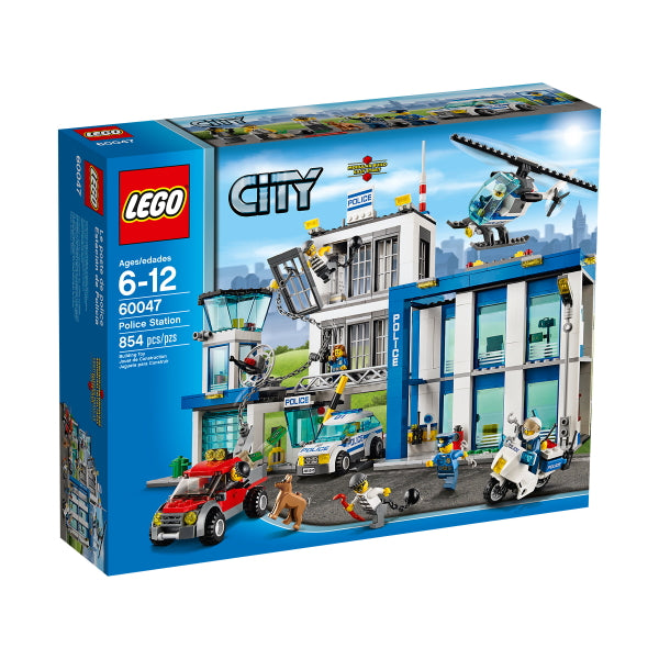 LEGO City: Police Station - 854 Piece Building Set [LEGO, #60047]