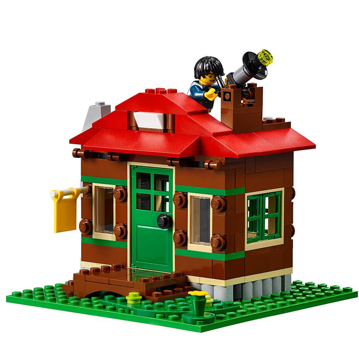 LEGO Creator: Lakeside Lodge - 368 Piece 3-in-1 Building Kit [LEGO, #31048, Ages 7-12]