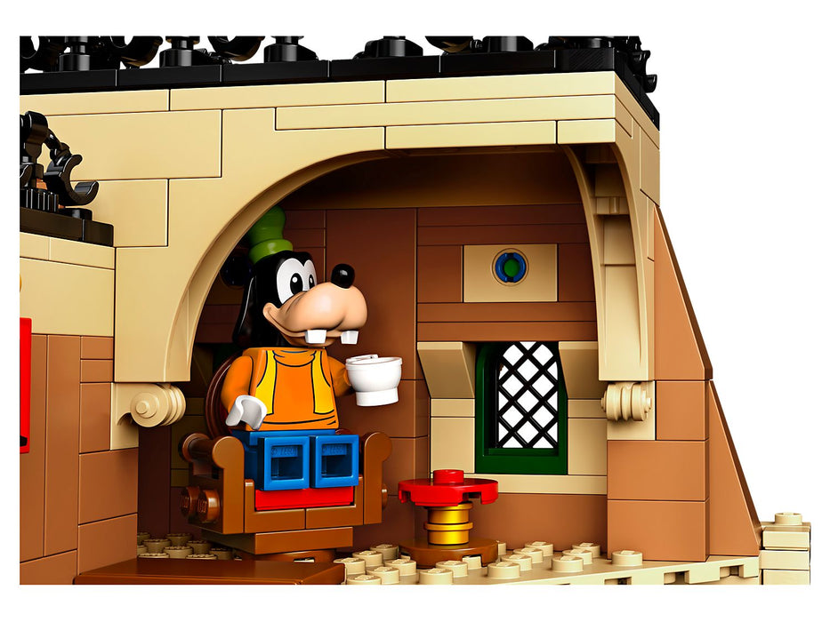 LEGO Disney: Disney Train and Station - 2925 Piece Building Set [LEGO, #71044]
