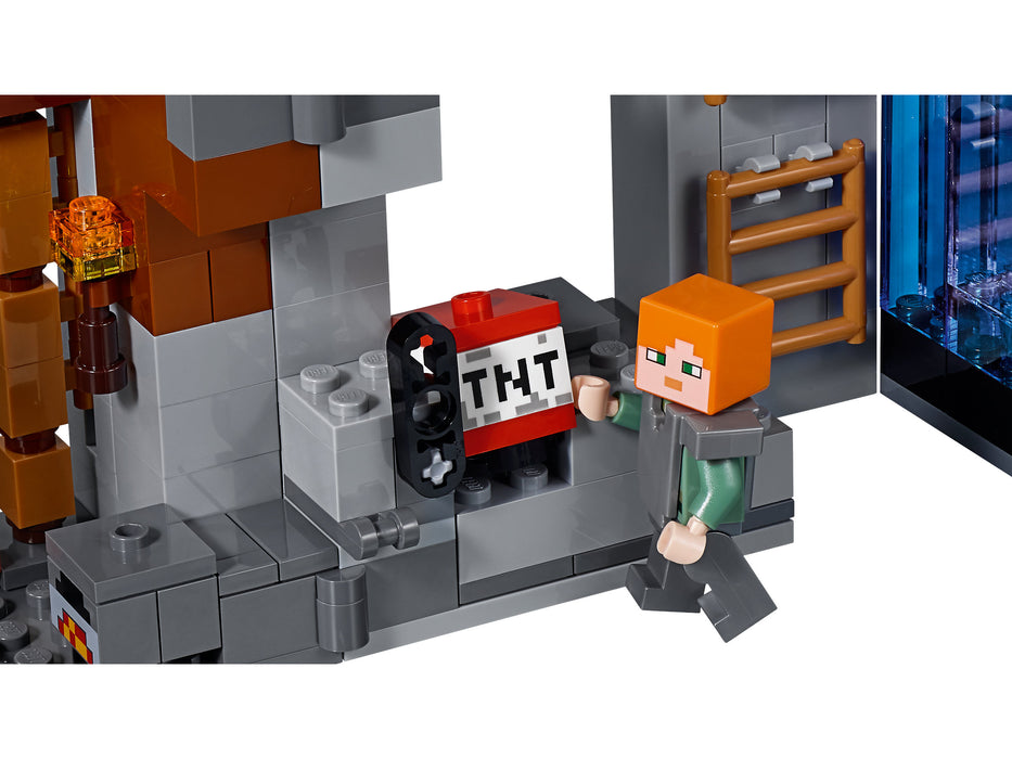 LEGO Minecraft: The Bedrock Adventures - 644 Piece Building Kit [LEGO, #21147]