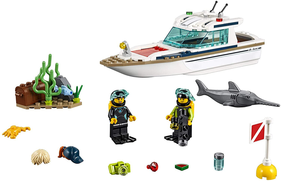 LEGO City: Diving Yacht - 148 Piece Building Set [LEGO, #60221]