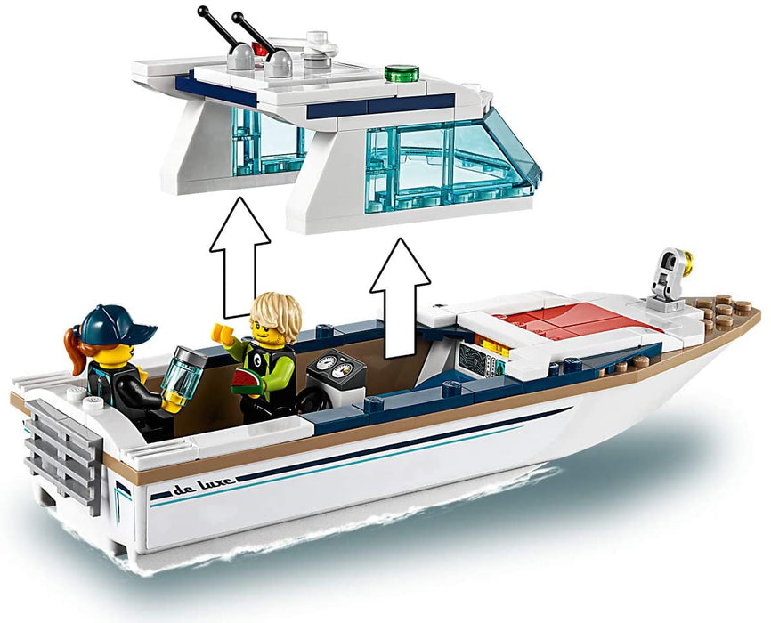 LEGO City: Diving Yacht - 148 Piece Building Set [LEGO, #60221]