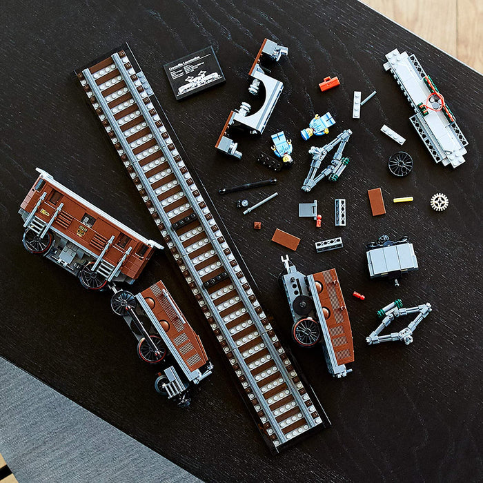 LEGO Creator Expert: Crocodile Locomotive - 1271 Piece Building Kit [LEGO, #10277]