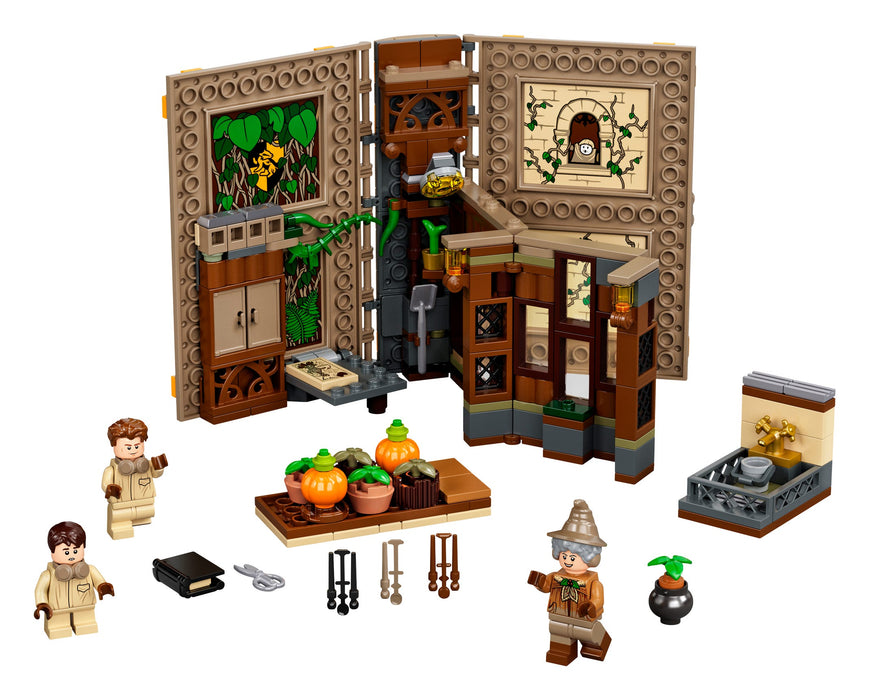 LEGO Harry Potter: Hogwarts Moment - Herbology Class - 233 Piece Building Kit [LEGO, #76384]