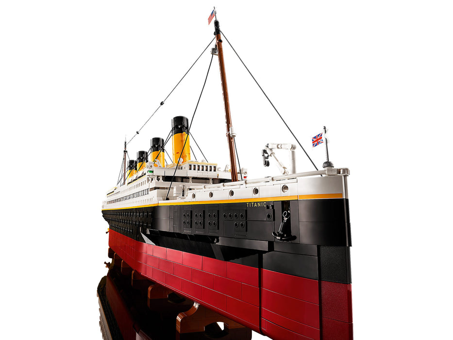 LEGO Icons: Titanic - 9090 Piece Building Kit [LEGO, #10294]