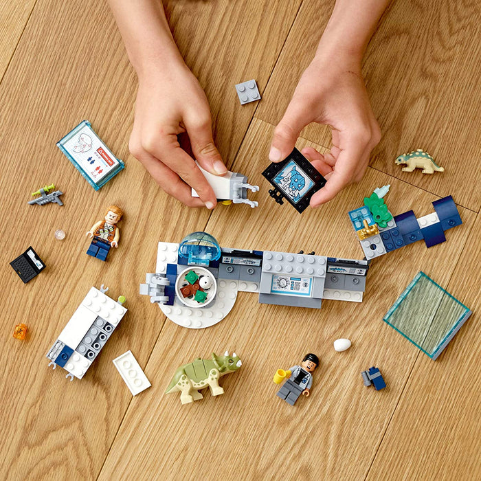 LEGO Jurassic World: Dr. Wu's Lab - Baby Dinosaurs Breakout - 164 Piece Building Kit [LEGO, #75939]