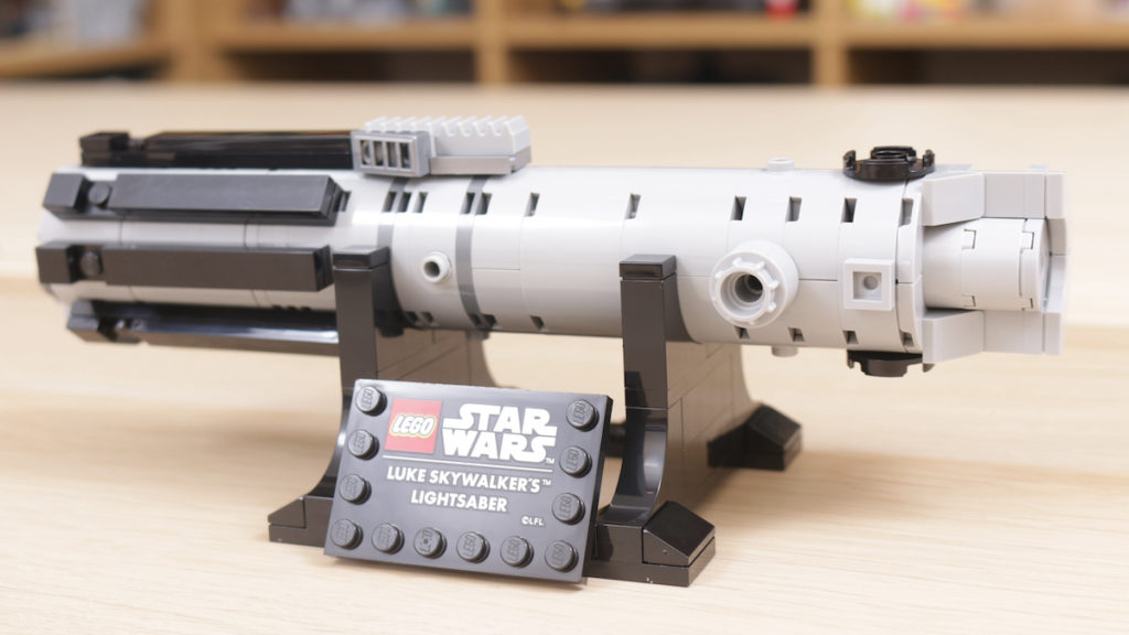 LEGO Star Wars: Luke SkywalkerÃ¢â‚¬â„¢s Lightsaber - 173 Piece Building Kit [LEGO, #40483]