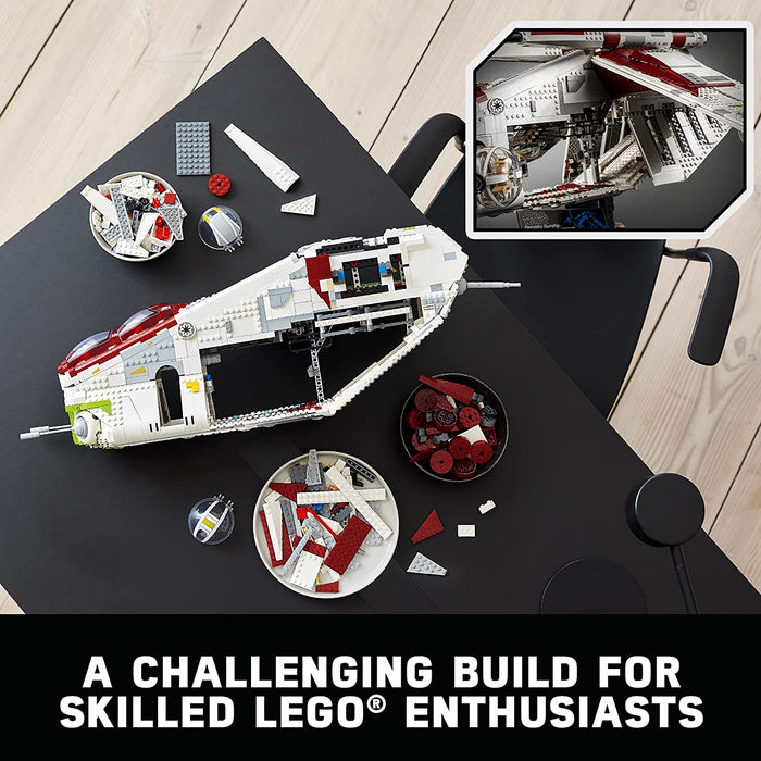LEGO Star Wars: Republic Gunship - Ultimate Collector Series - 3292 Piece Building Kit [LEGO, #75309]