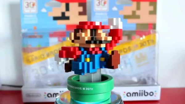 8-Bit Mario - Modern Color Amiibo - 30th Anniversary Mario Series [Nintendo Accessory]